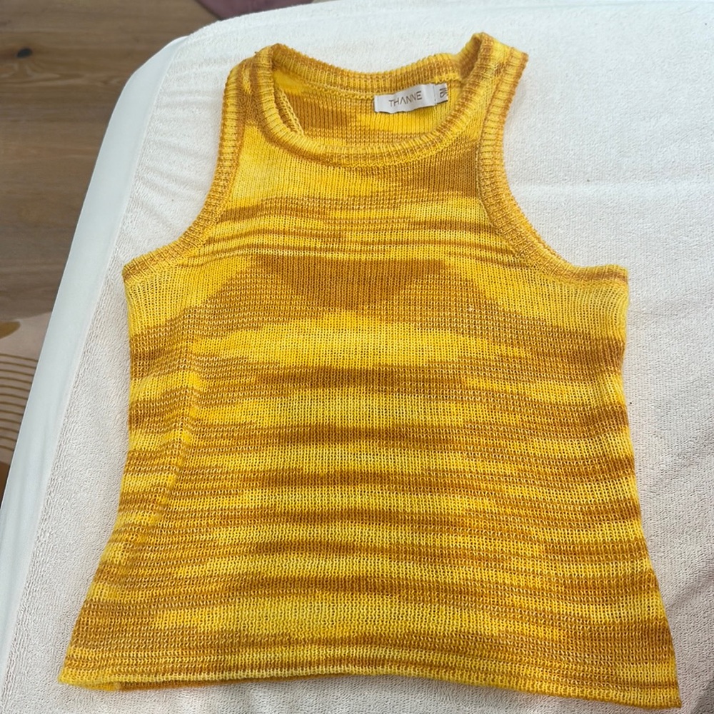 Beginning Boutique Yellow Crop top